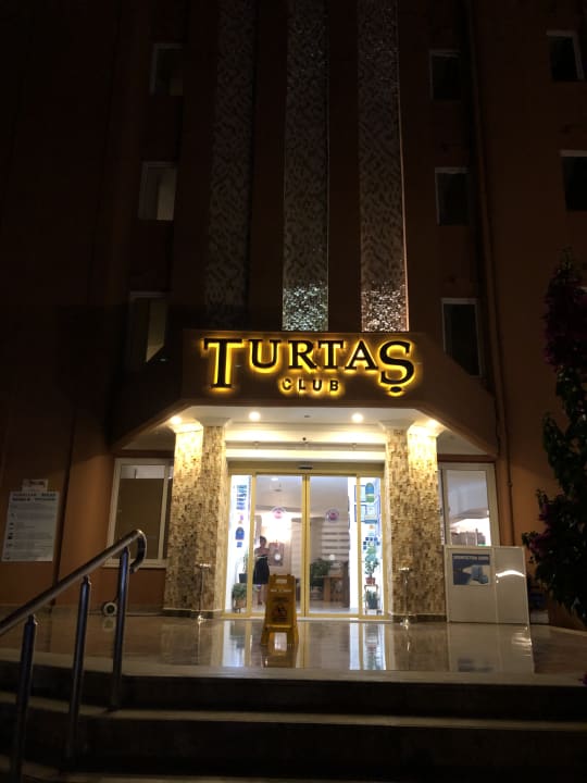 Außenansicht Club Turtas Beach Hotel