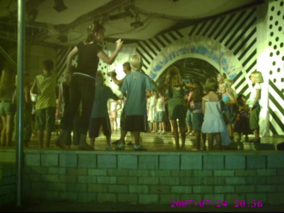Minidisco im Amphitheater Beach Albatros Resort