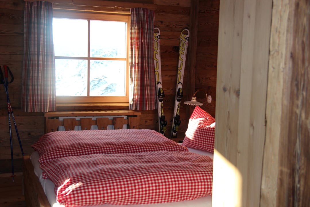 Almstube 01 Berggasthof Edelweiss