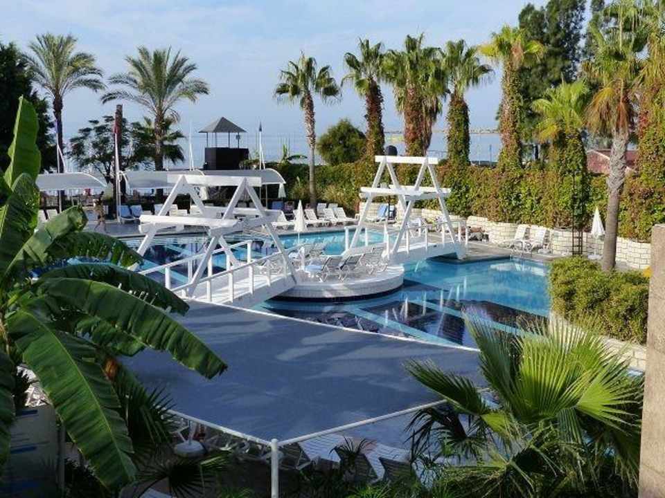 Der Hauptpool Sealife Buket Resort & Beach