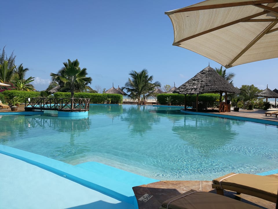 Pool White Paradise Zanzibar