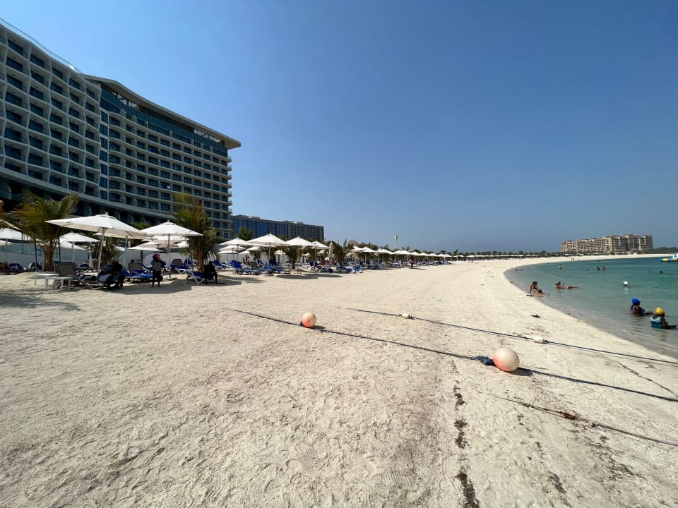 Strand Hampton by Hilton Marjan Island