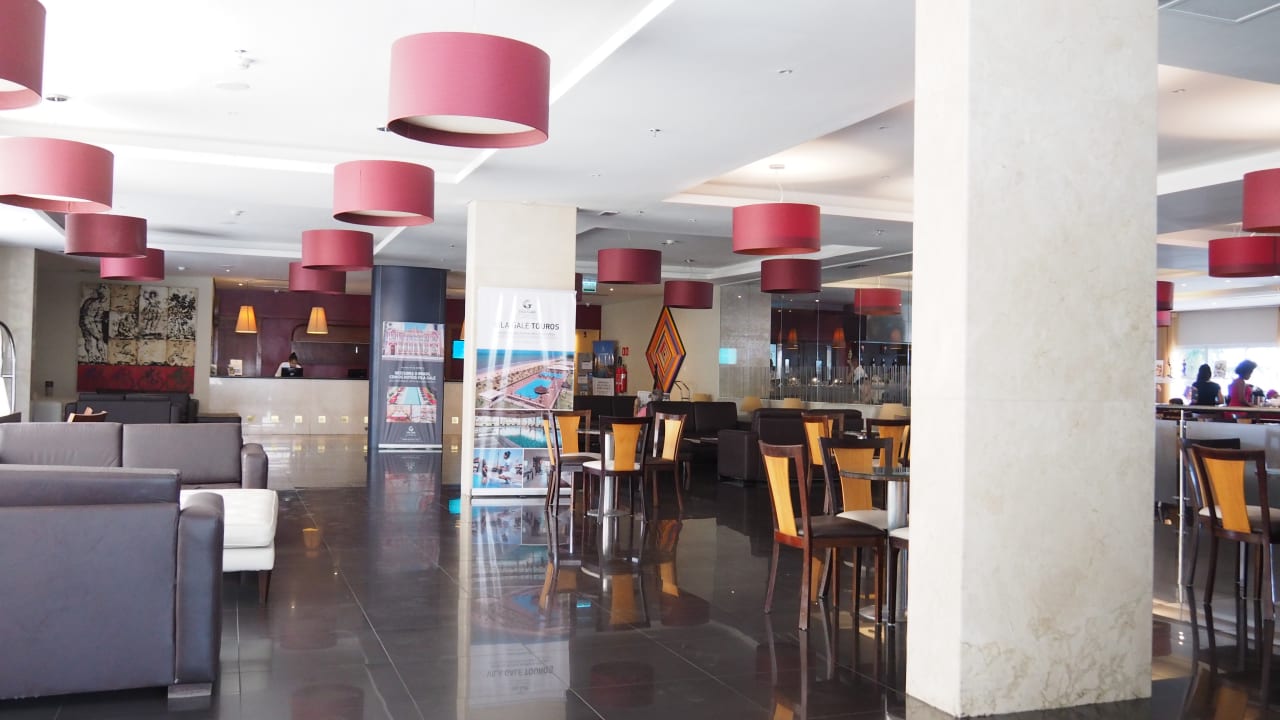 Lobby Hotel Vila Galé Salvador