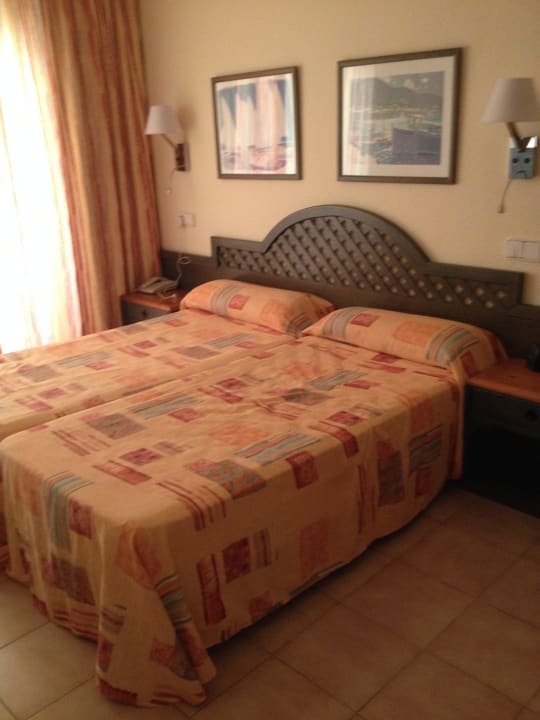 Einzelzimmer Invisa Figueral Resort Cala Blanca