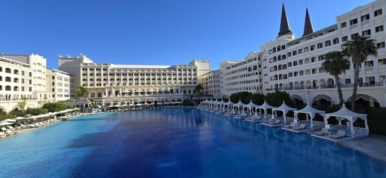 Außenansicht Titanic Mardan Palace