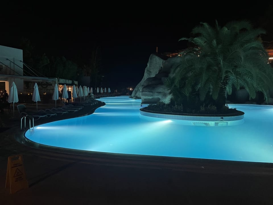 Pool Blue Waters Club