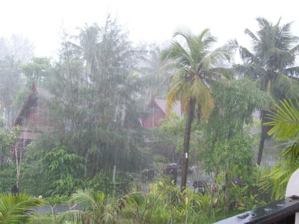 Gewitter Hotel Takolaburi Khao Lak