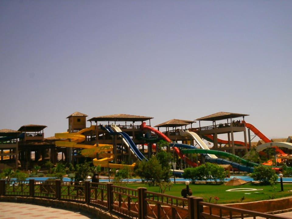 Auqapark Pickalbatros Alf Leila Wa Leila Resort - Neverland Hurghada