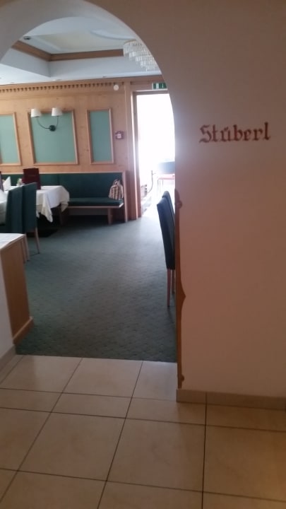 Gastro Hotel Garni Alpenruh-Micheluzzi