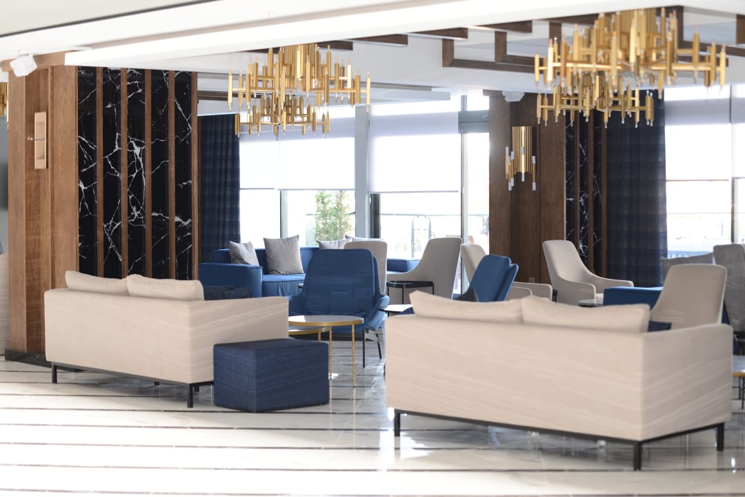 Lobby Arnor de Luxe Hotel & Spa