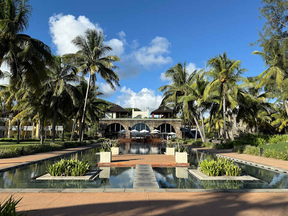 Gartenanlage Outrigger Mauritius Beach Resort