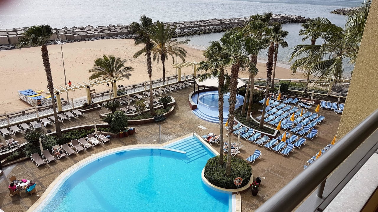 Blick vom Balkon Calheta Beach