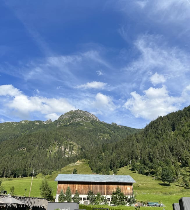 Außenansicht Lürzerhof - luxury.nature.spa
