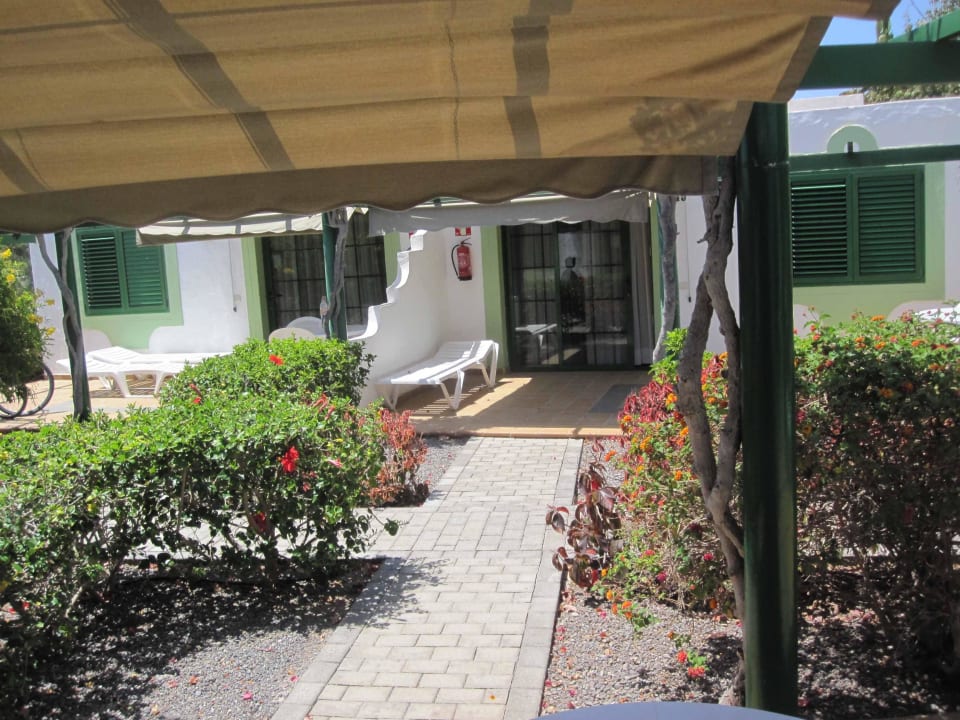 Sonnenschutz auffahrbar Bungalows Cordial Sandy Golf