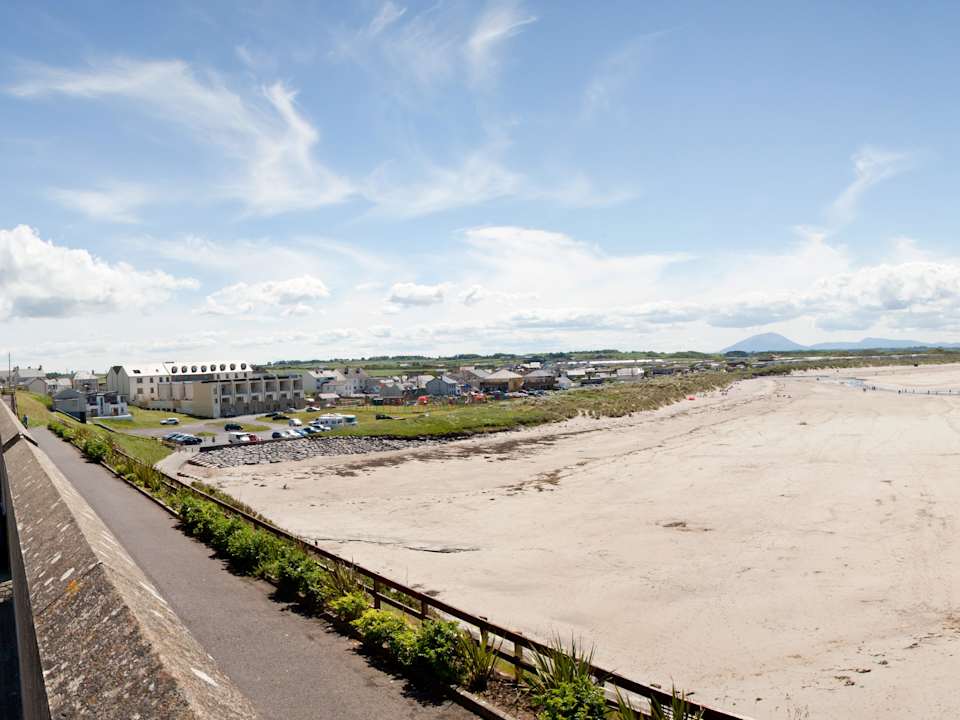 Enniscrone Beach Ceol Na Mara Guesthouse