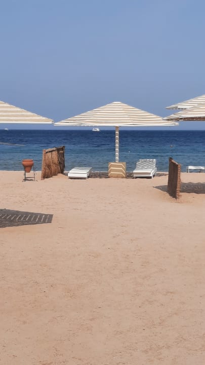 Strand Menaville Safaga