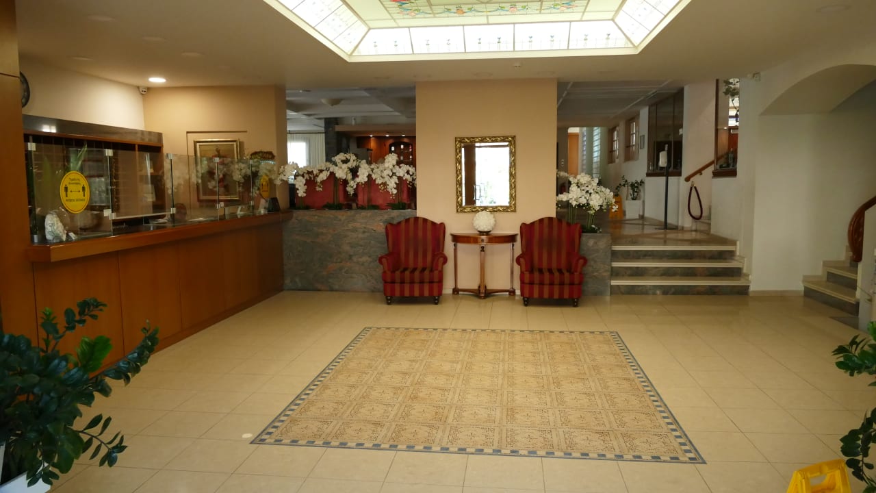 Lobby Hotel Ariadne Beach