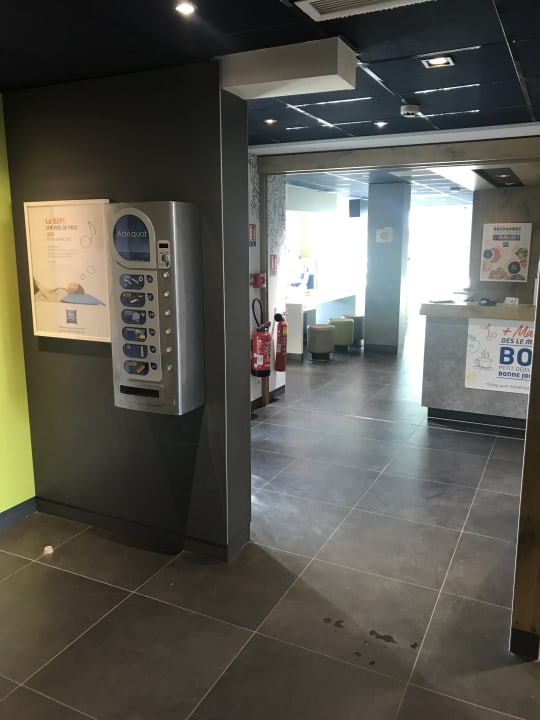 Lobby ibis budget Hotel Manosque Cadarache