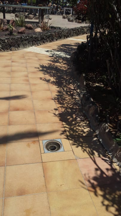 Eine abdeckung würde genügen  SBH Fuerteventura Playa