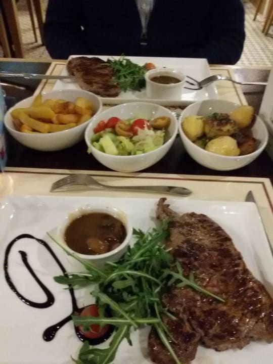 Spezialitätenrestaurant klasse db San Antonio Hotel + Spa