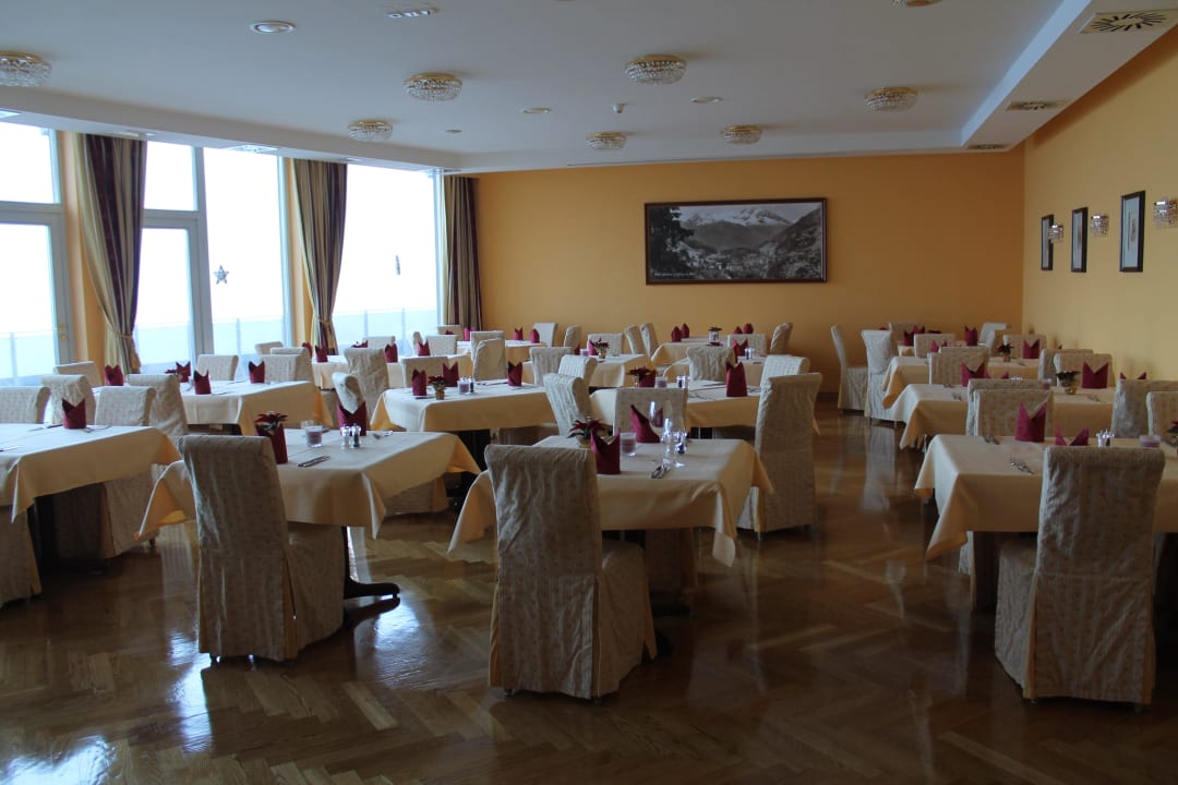 Restaurant im Kaiserhof am 19.12.14 morgens Hapimag Resort Bad Gastein