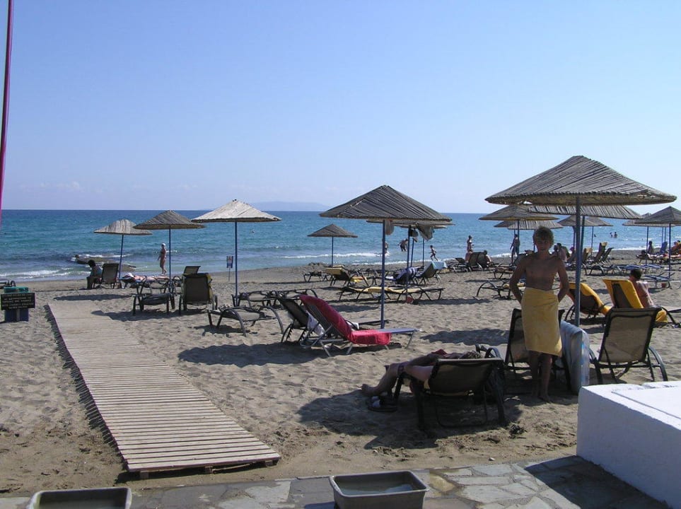 Sandstrand Apollonia Beach Resort & Spa