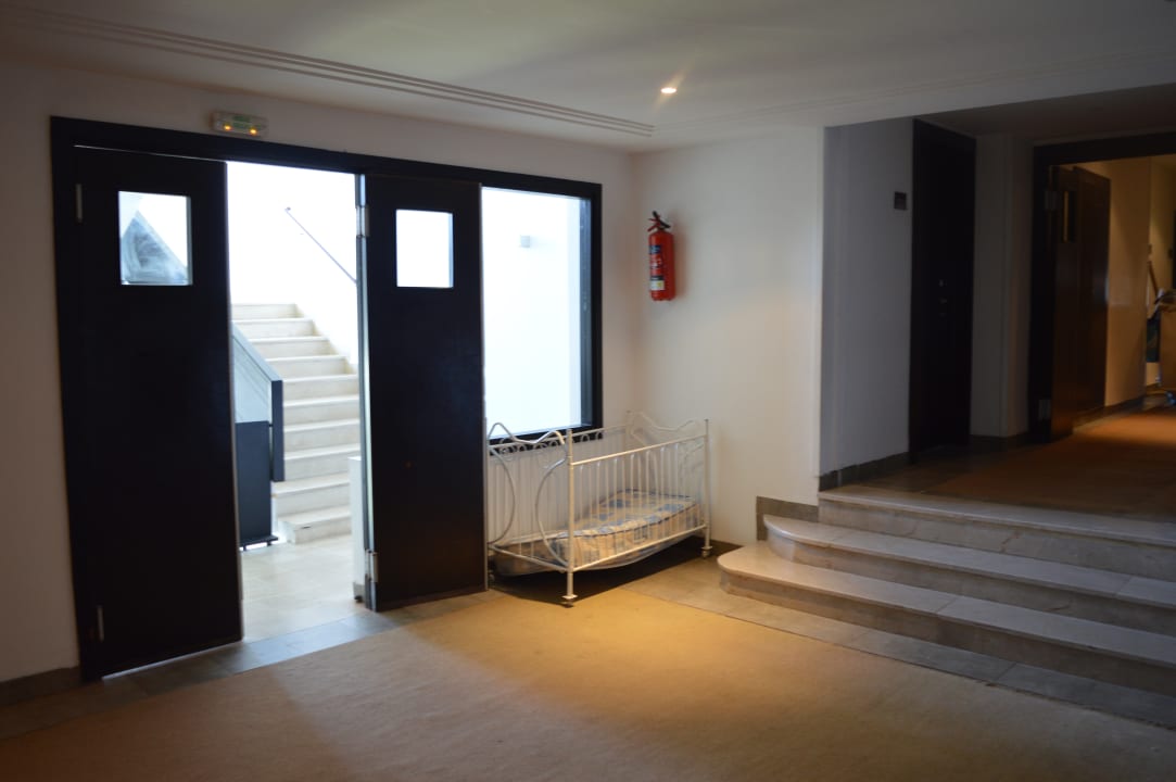Zimmer Nozha Beach Resort & Spa