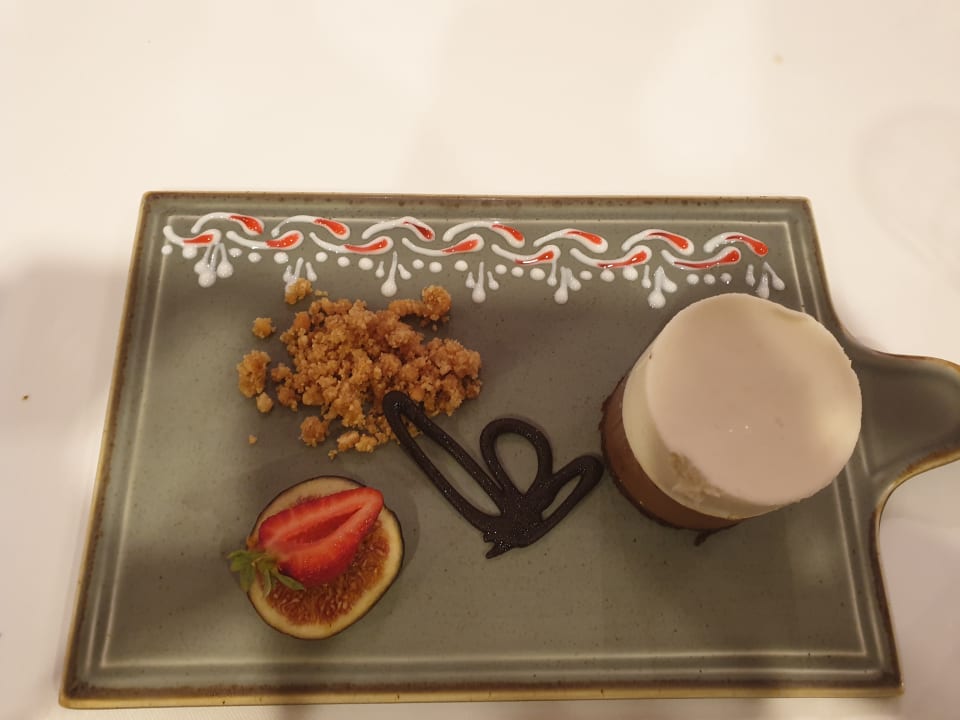 Gastro Xanadu Resort Hotel