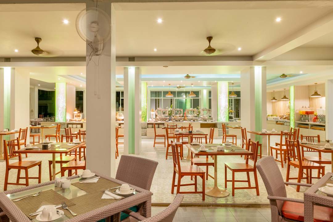 Gastro The Briza Beach Resort Khaolak