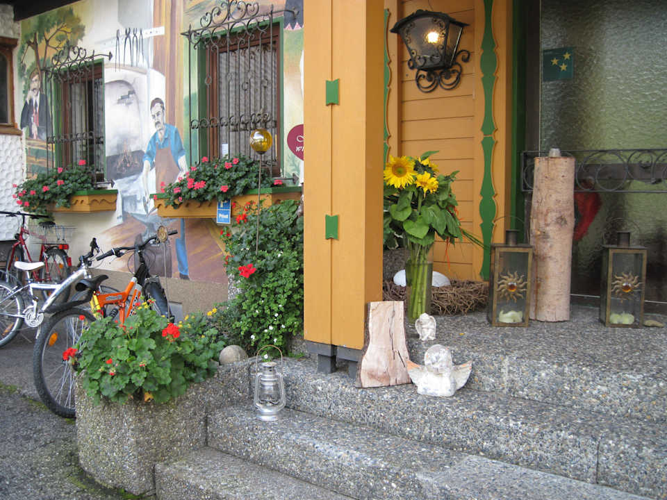 Eingangsbereich Deko Pension & Ferienwohnung Solaria