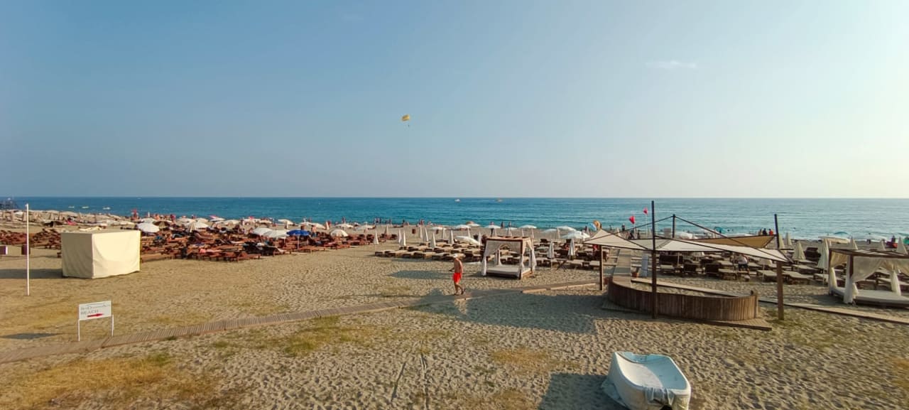 Strand Blue Diamond Alya