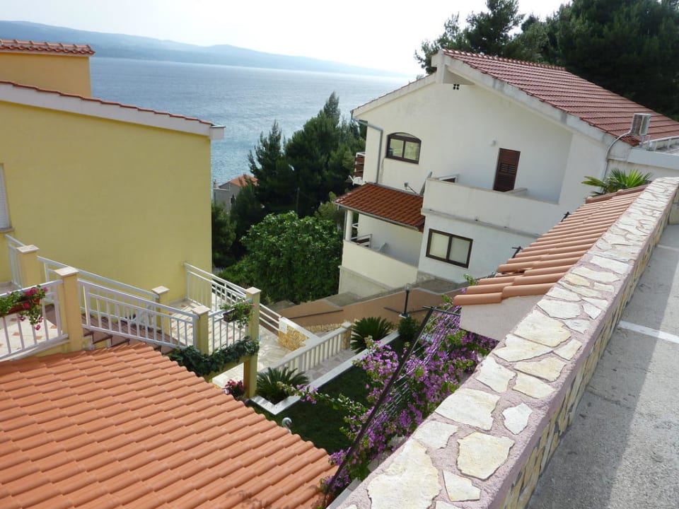 Z parkoviště Villa Mira