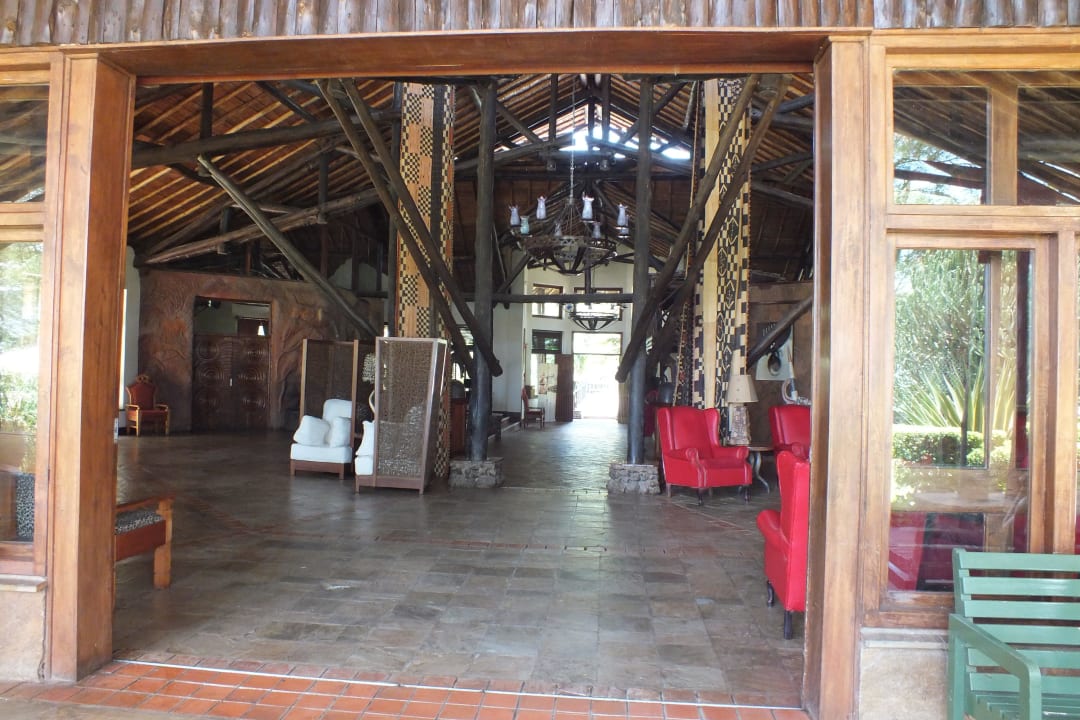 Lobby  Ol Tukai Lodge