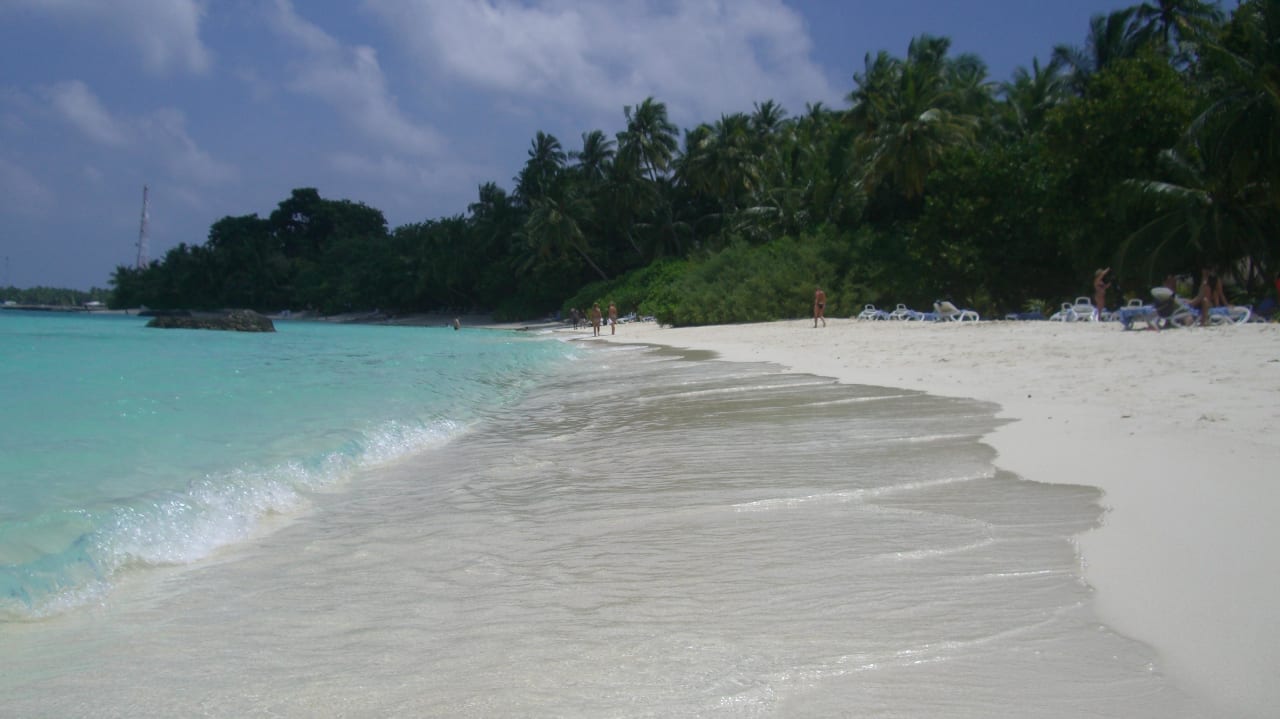 Strand Kuramathi Maldives