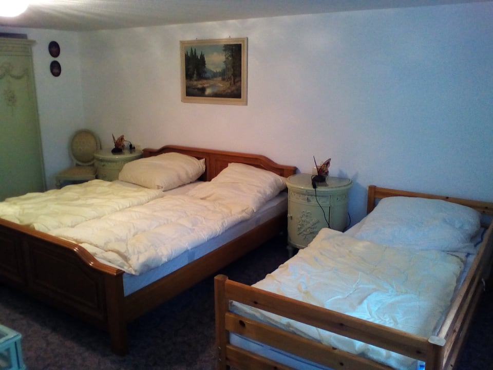 Zimmer Ferienwohnung Kieselbach