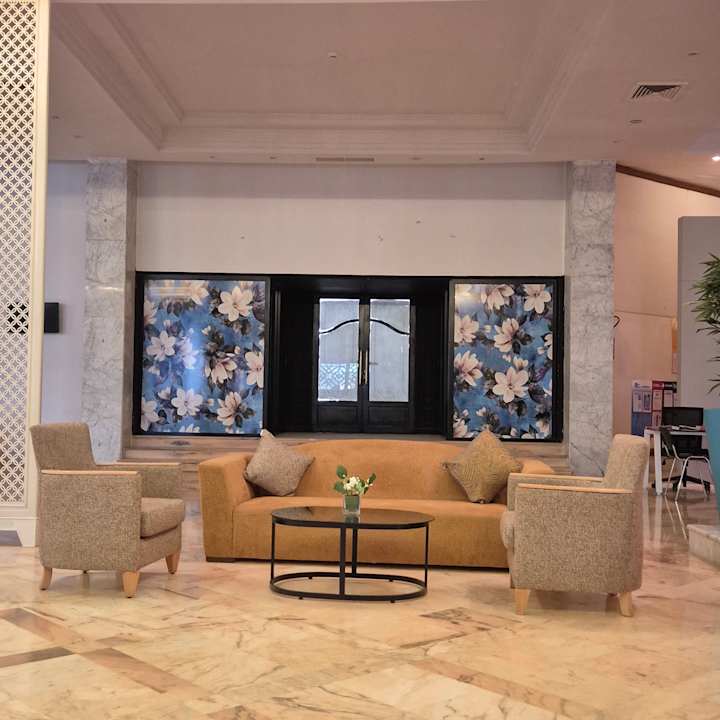 Lobby Sentido Bellevue Park