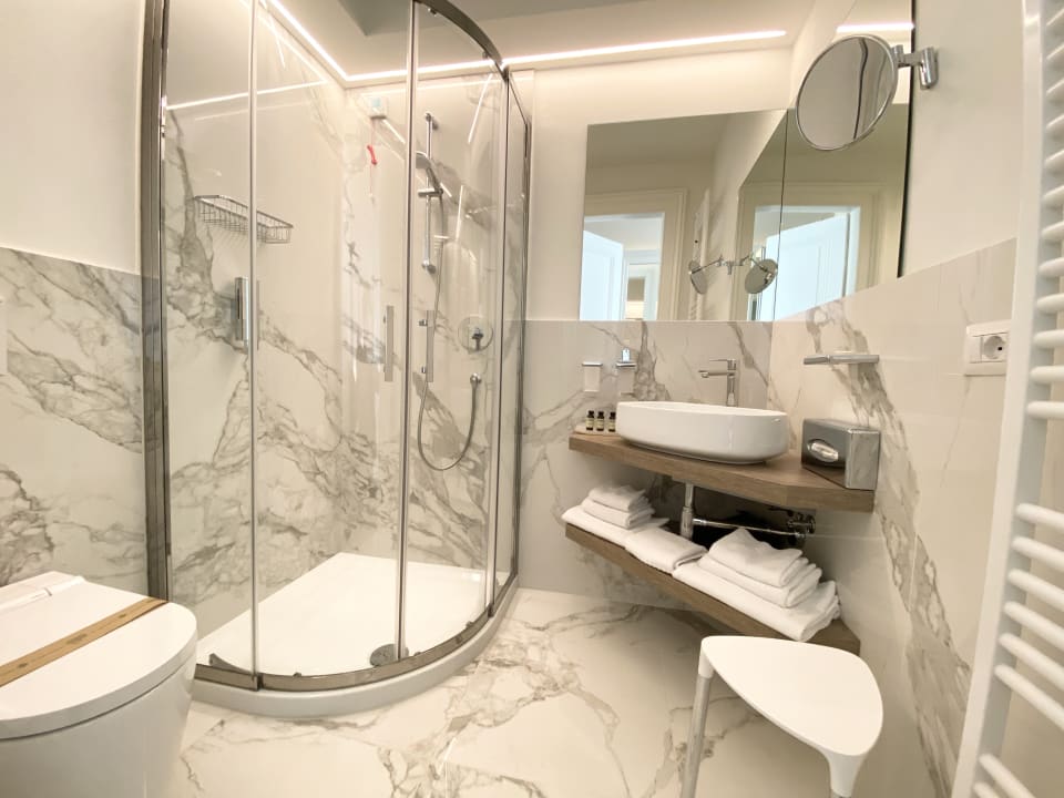 Zimmer Camin Hotel Luino