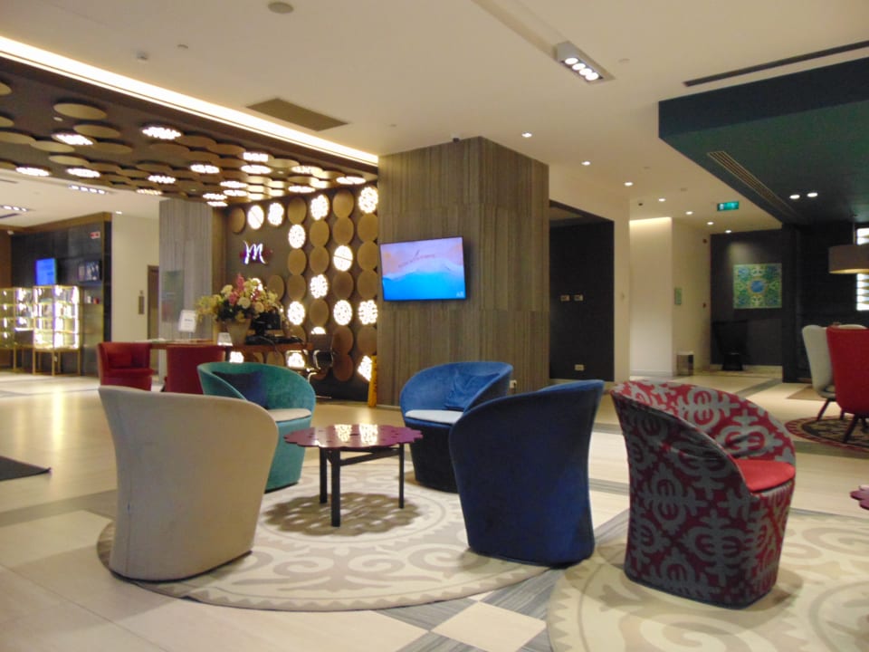 Lobby Mercure Almaty City Center