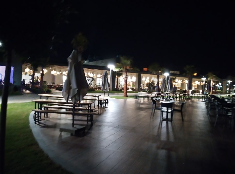 Gastro Jacaranda Luxury Resort