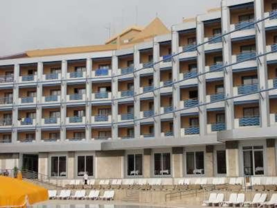 Building at the pool side Grand Kaptan