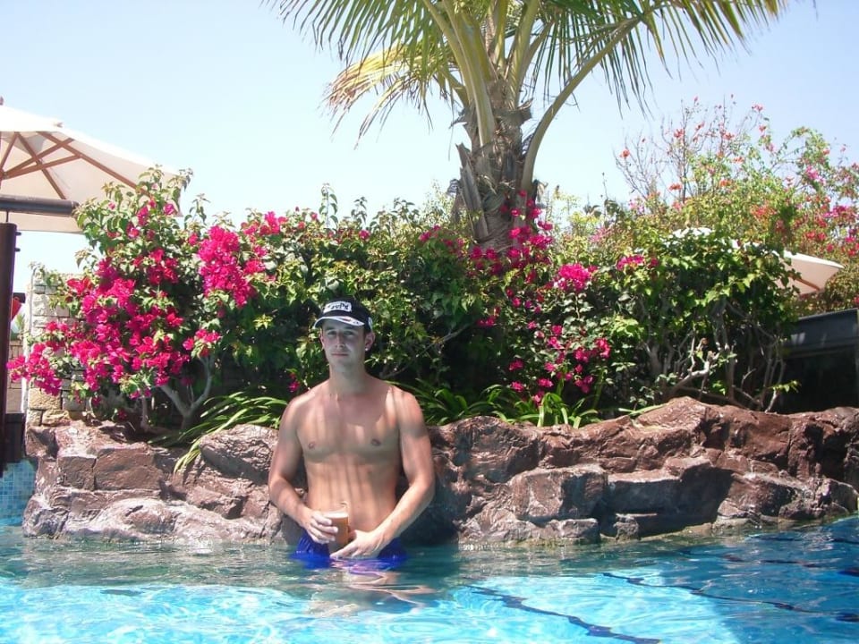 Pool Sheraton Hotel & Resort Abu Dhabi