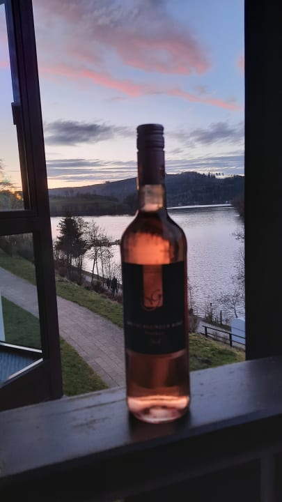 Außenansicht Göbel's Seehotel Diemelsee