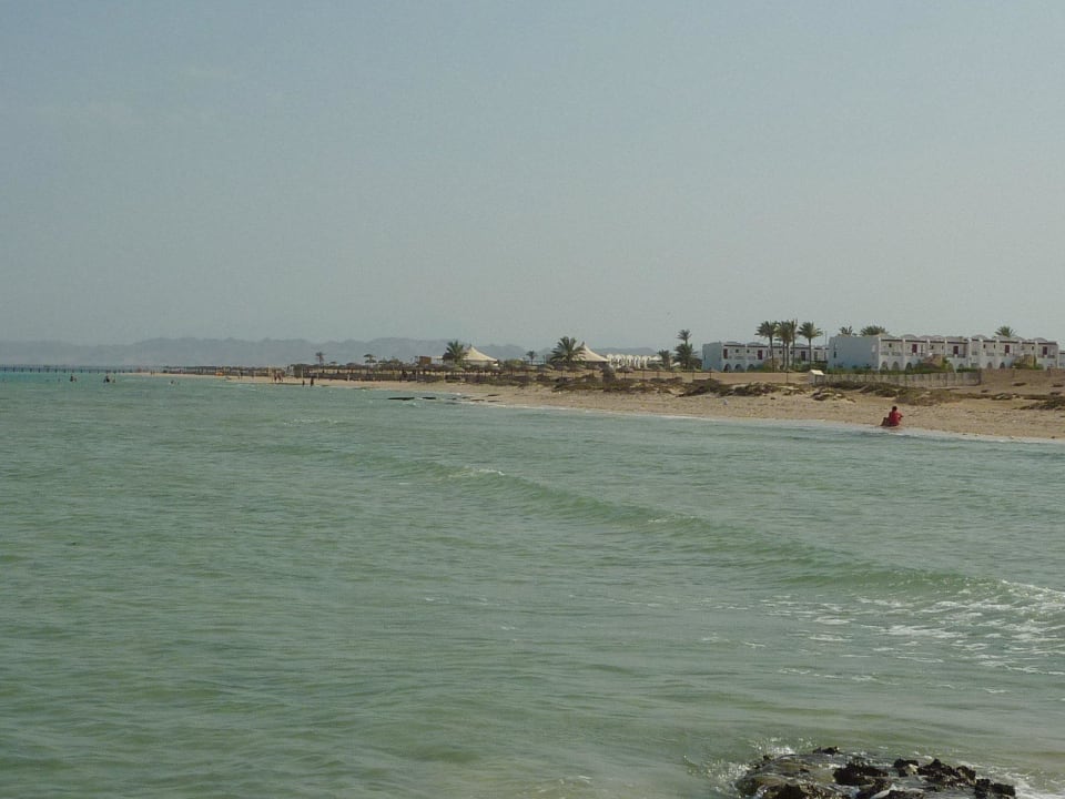 Außenrum nix!!! Hotel Gorgonia Beach Resort