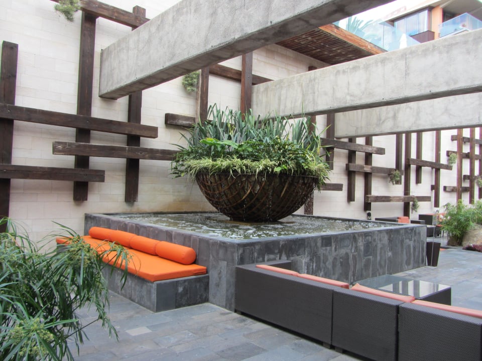 Morgens unser Frühstücksplatz Salobre Hotel Resort & Serenity