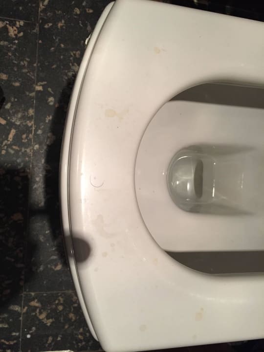 Versiffter Toilettendecke SUNRISE Holidays Resort (Adults Only)