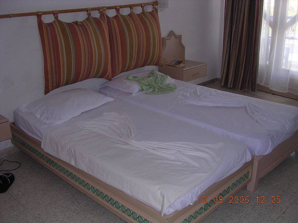 Chiraz Palmyra Holiday Resort & Spa