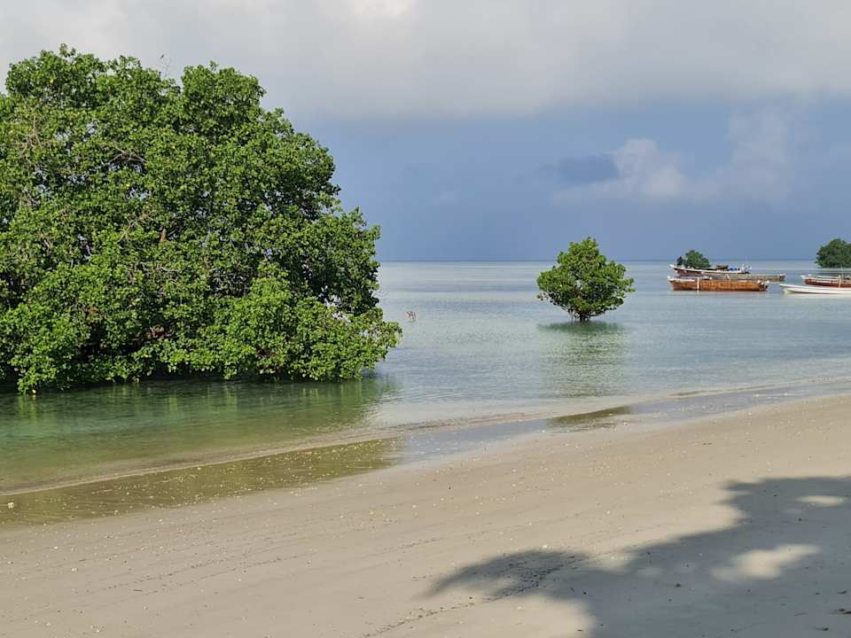 Strand Sea Cliff Resort & Spa