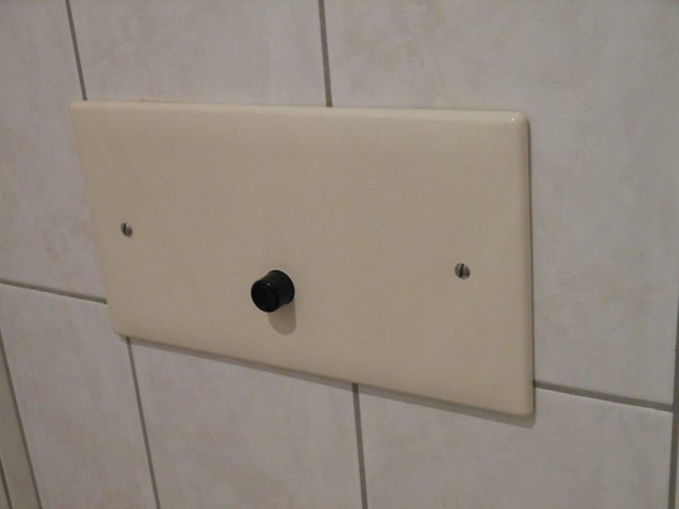 Toilettenspülung Einzelzimmer Der Bären