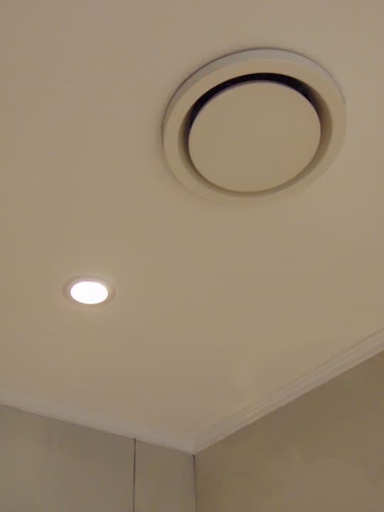 Zimmer Crowne Plaza Nairobi Airport