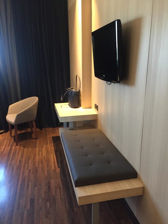 Room Leonardo Royal Hotel Barcelona Forum